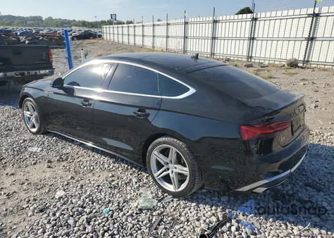 2021 Audi A5 Premium 45 z USA, uszkodzony, nr VIN WAUDACF51MA016952